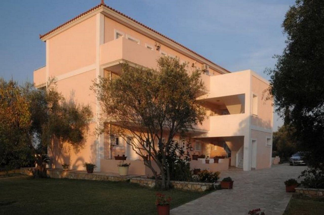 Helena'S Studios Livathos  Dış mekan fotoğraf