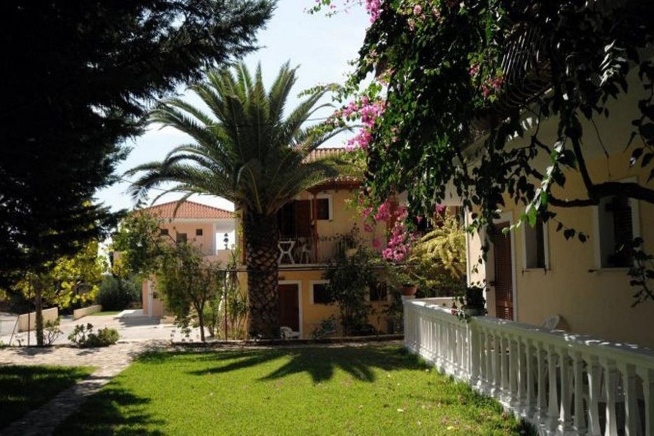 Helena'S Studios Livathos  Dış mekan fotoğraf